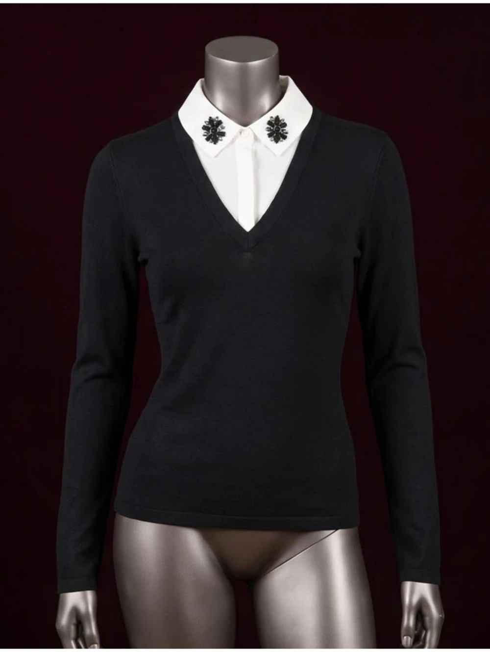 Lush Black V-Neck Knit Top with Embellished White Collar Layer Large